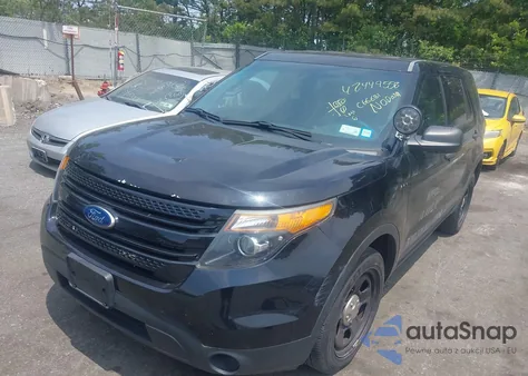 2015 Ford Police Interceptor z USA, uszkodzony, nr VIN 1FM5K8AR8FGC66681